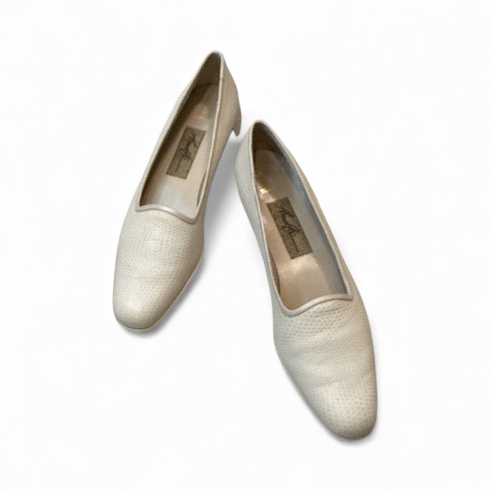 VTG 100% Leather Amalfi Italy Size 7.5 Cream Lizard Like Pumps‎ ChunkyHeel Italy